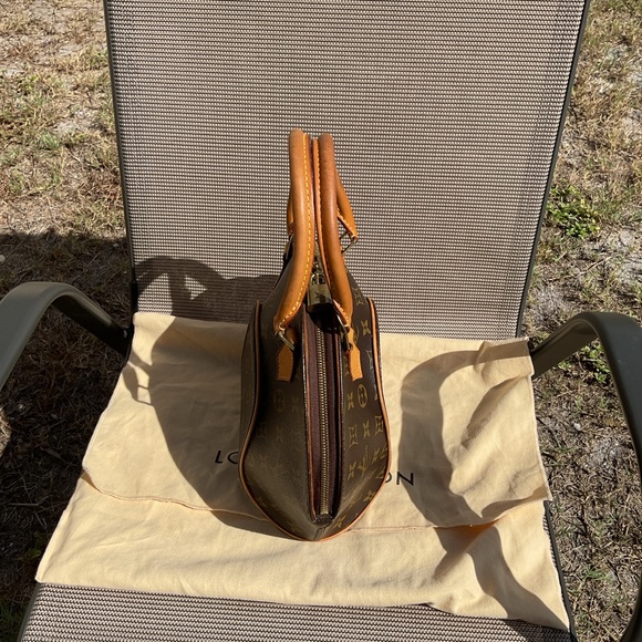 💯% 💕Authentic💕Louis Vuitton Ellipse pm SD0063💕 - Picture 3 of 16